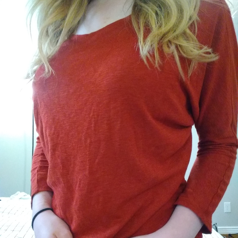 XS orange knit sweater
